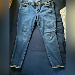 Women’s Old Navy Rockstars Super Skinny Jeans Size 22 W